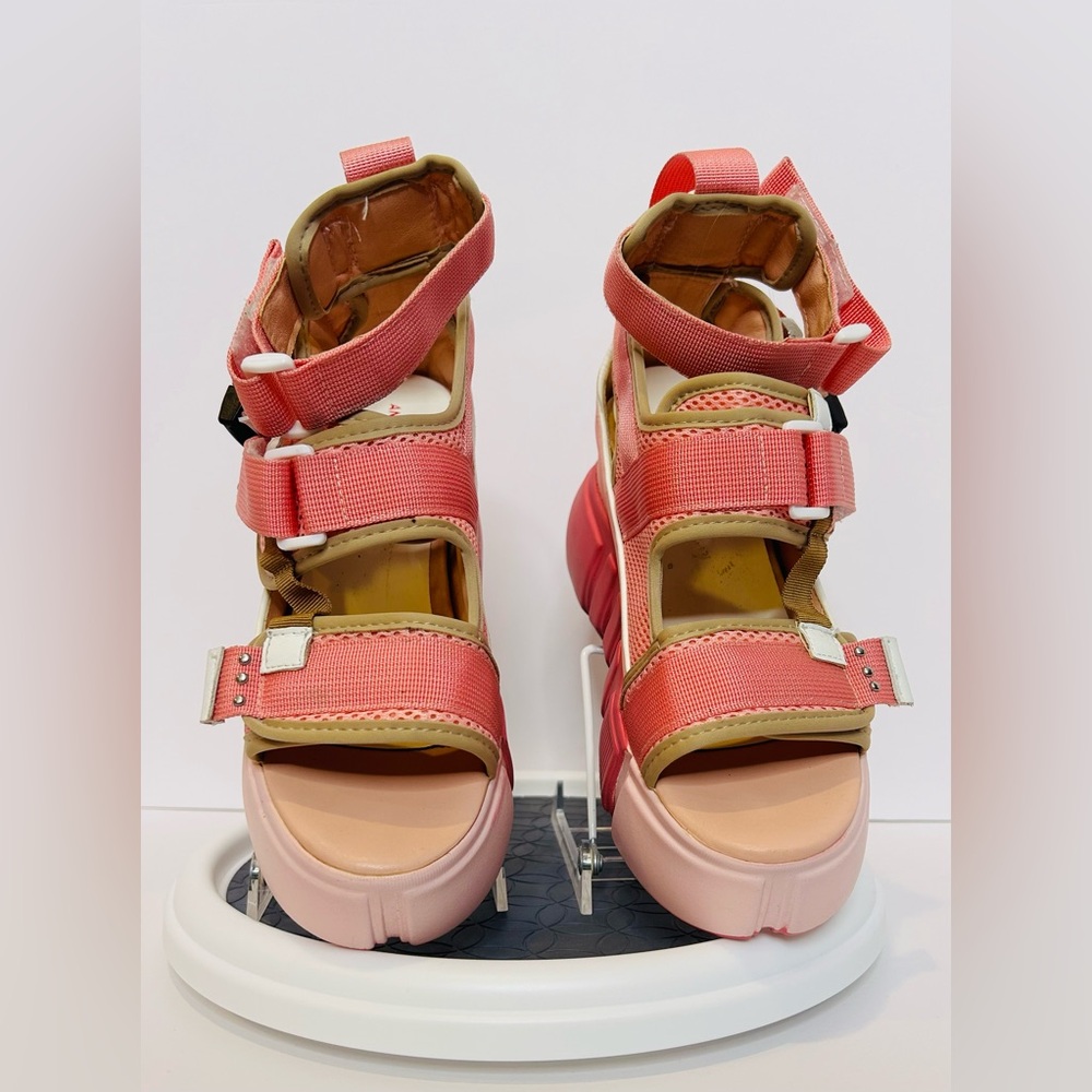 Anthony Wang Bubblegum Crisis Cranberry Pink Buckled Sandals Women’s Size 7